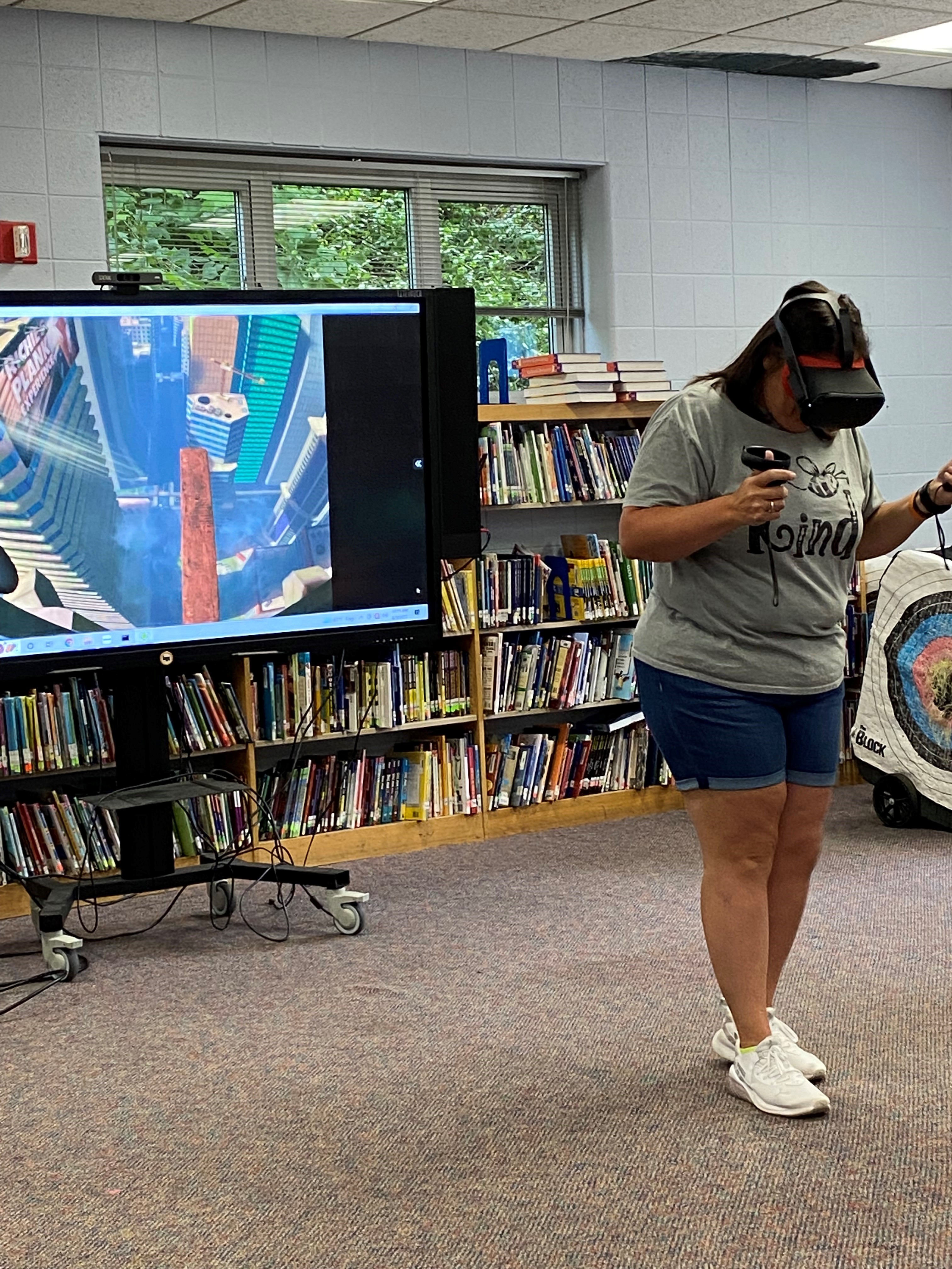 Students and staff experiencing virtual reality