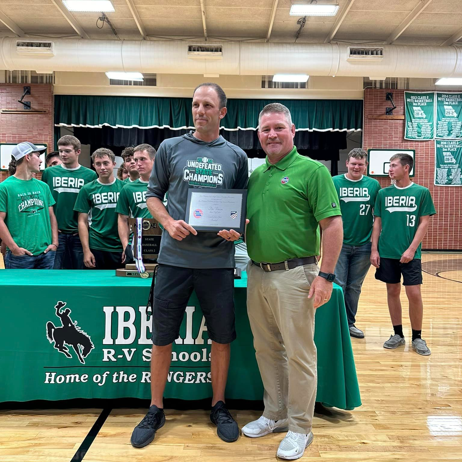 MSHSAA presented the 2023-24 Baseball Coach of the Year to Head Coach Tim Vinson of Iberia High School