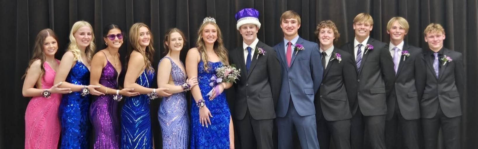 Homecoming Court with crowned King &amp; Queen