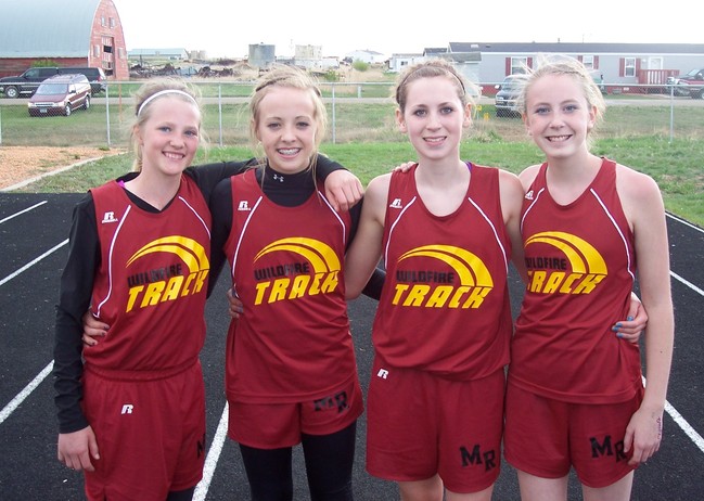 Congratulations to the 7th Grade 1600 M Relay Team!