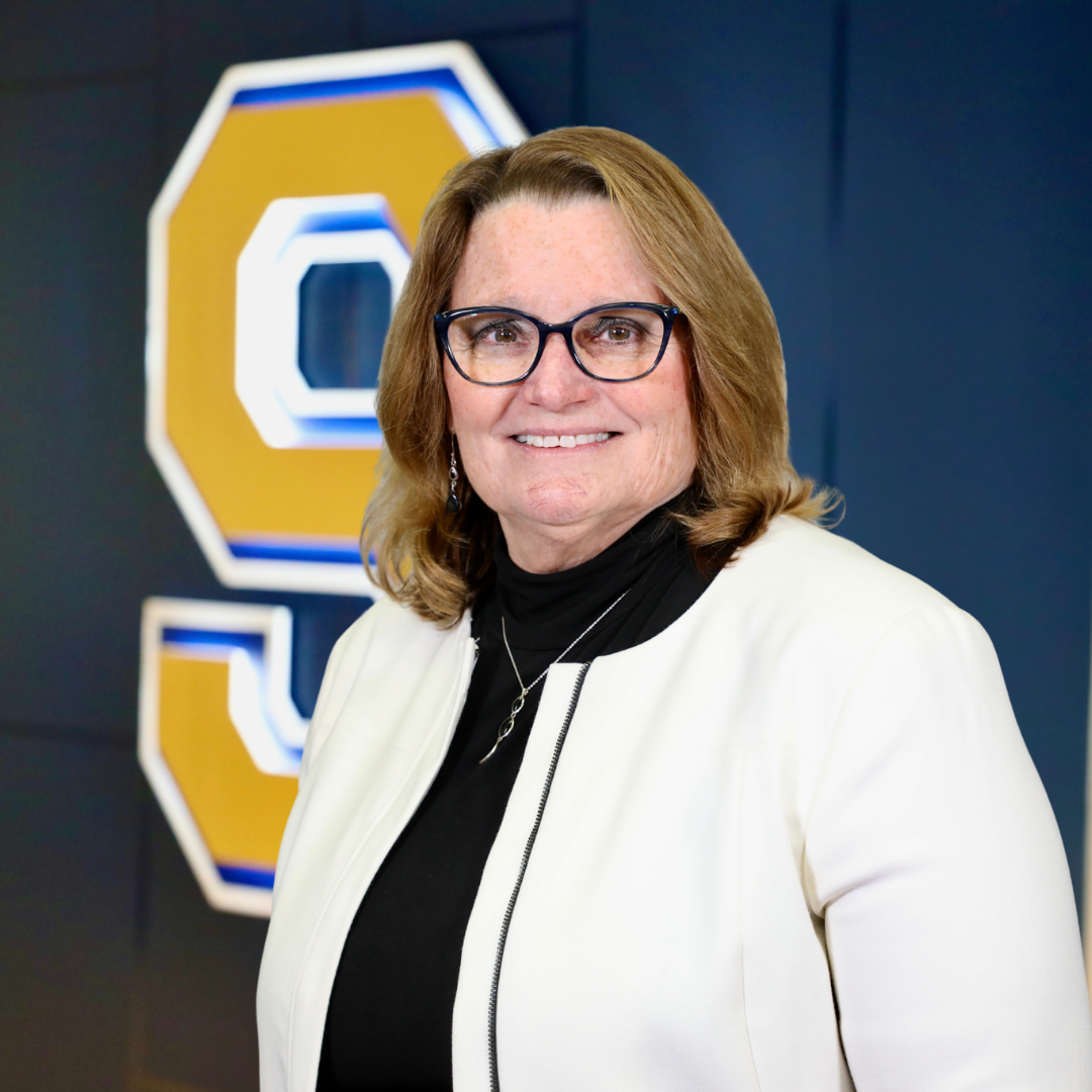 Carol Dunlap Headshot