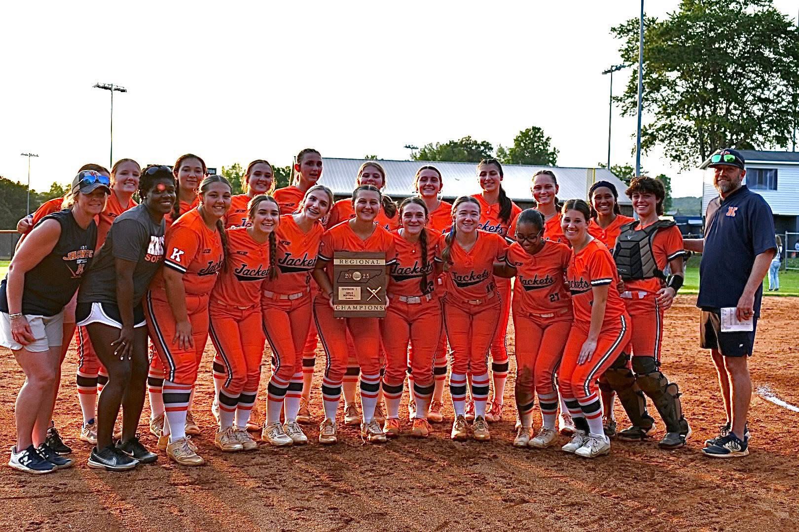 Lady Jackets end the season at the TSSAA State Tournament with a final record of 20-4. They finished at the State Tournament as one of 8 final teams in the division across the state. 