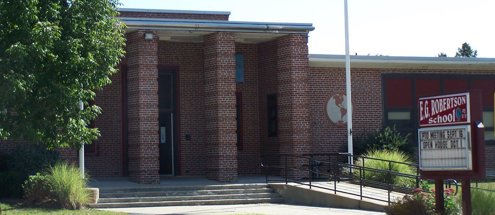 Robertson Elementary Building