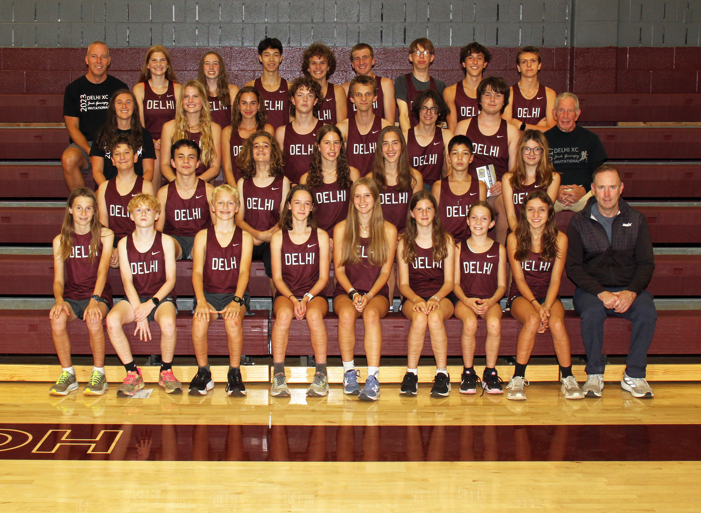 varsity cross country team