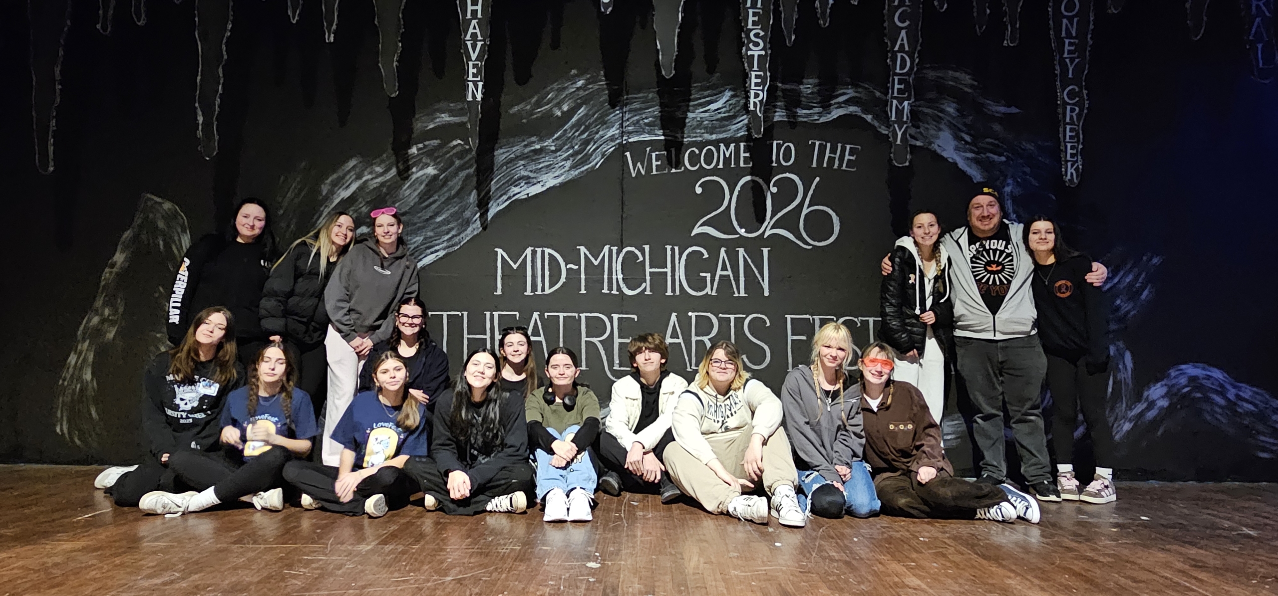 Mariner Drama Students