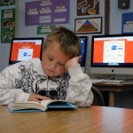 picture of kids in their classroom working