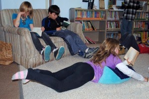 picture of kids reading