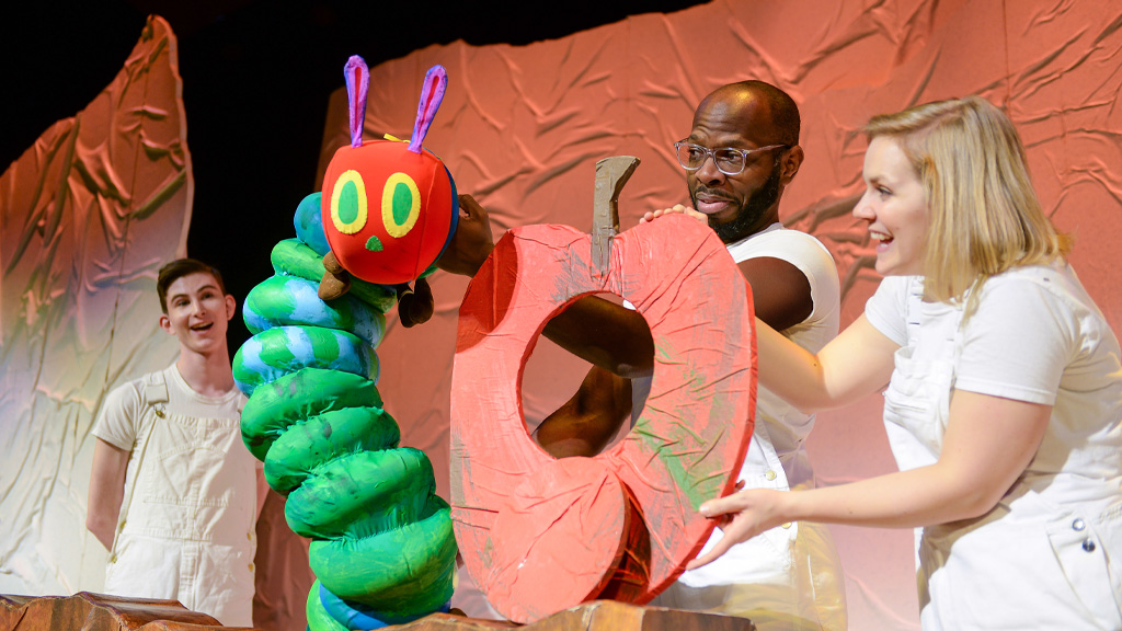 apple and catipiller 