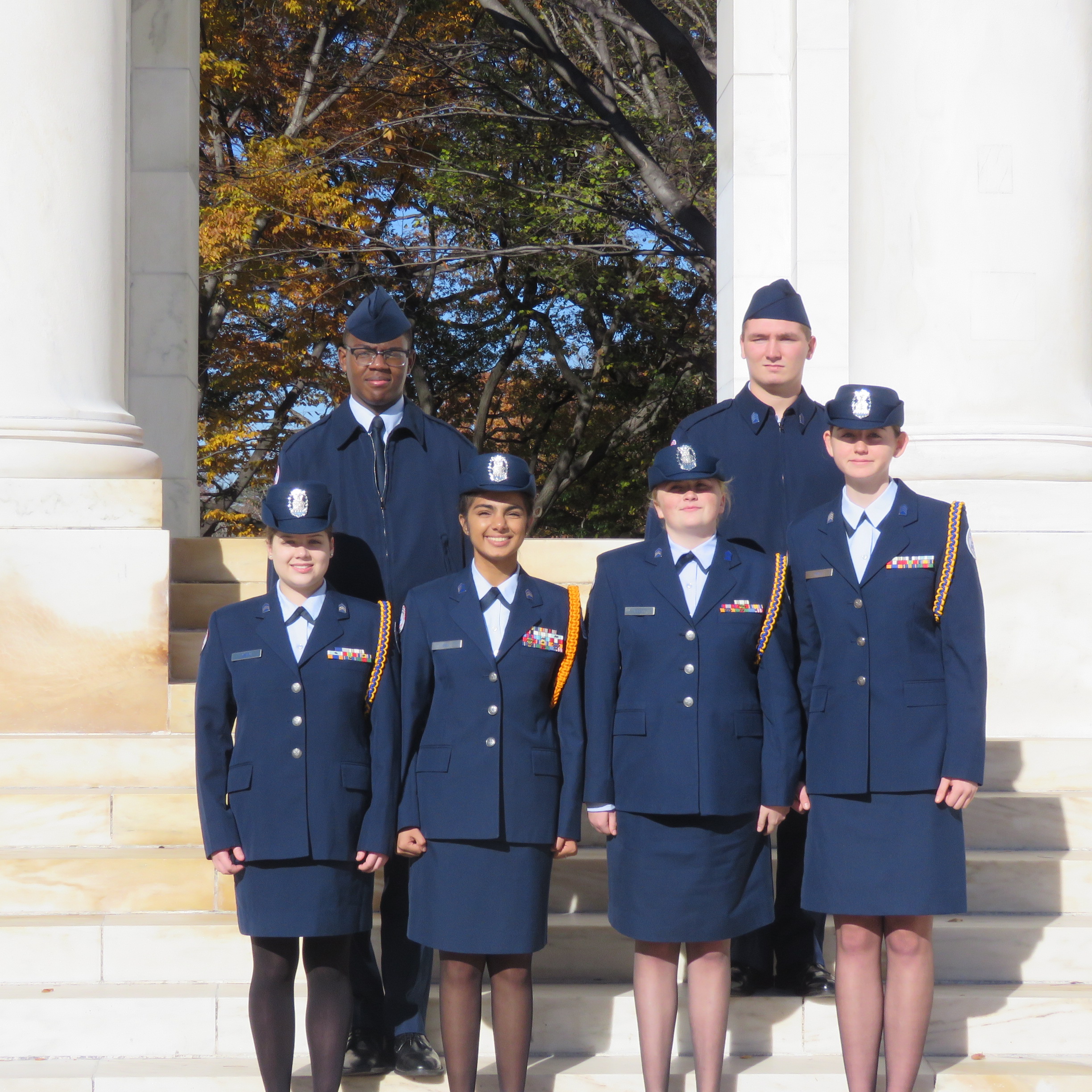 air force jrotc students posing in Washington, dc