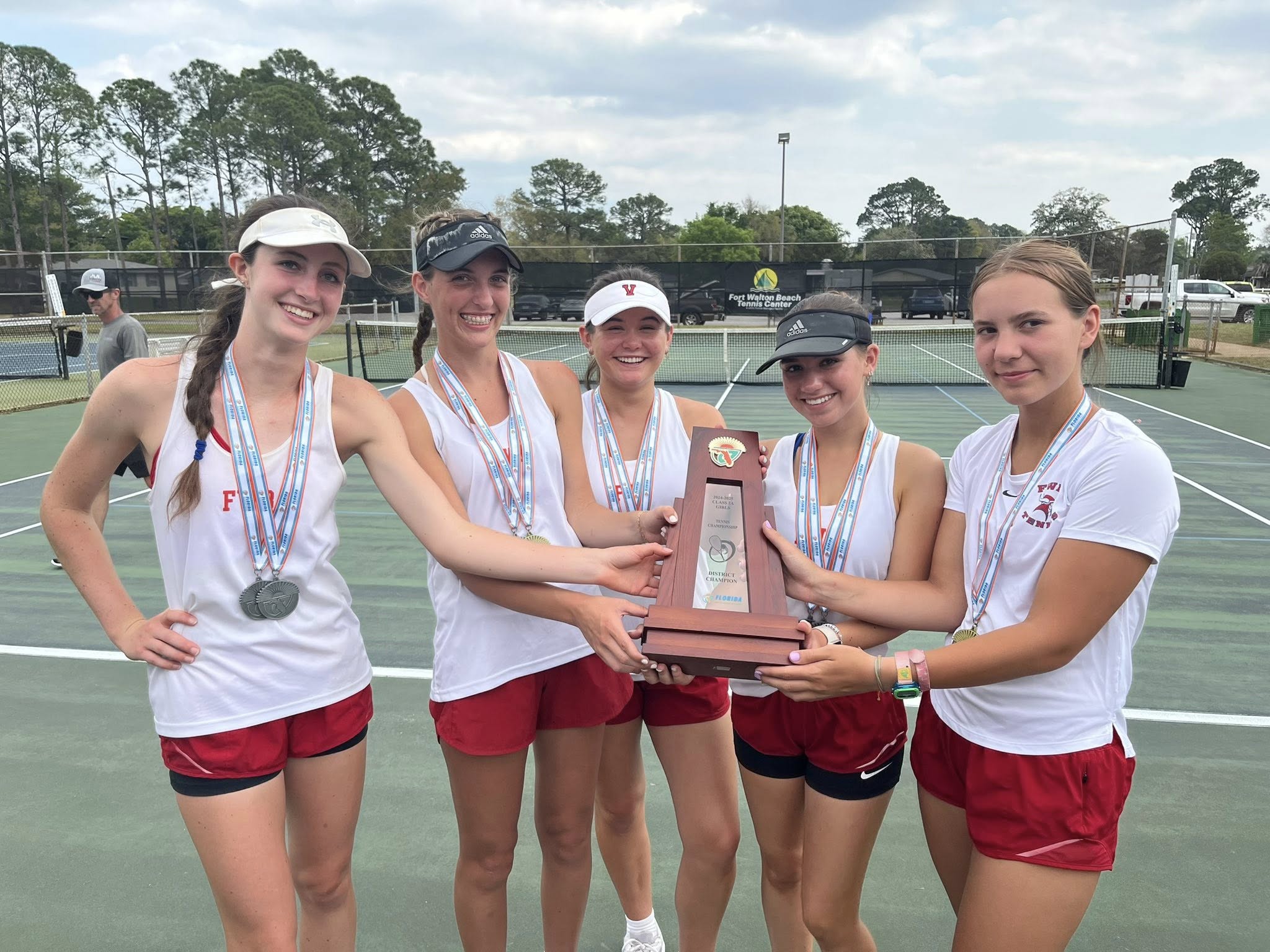 Girls Tennis