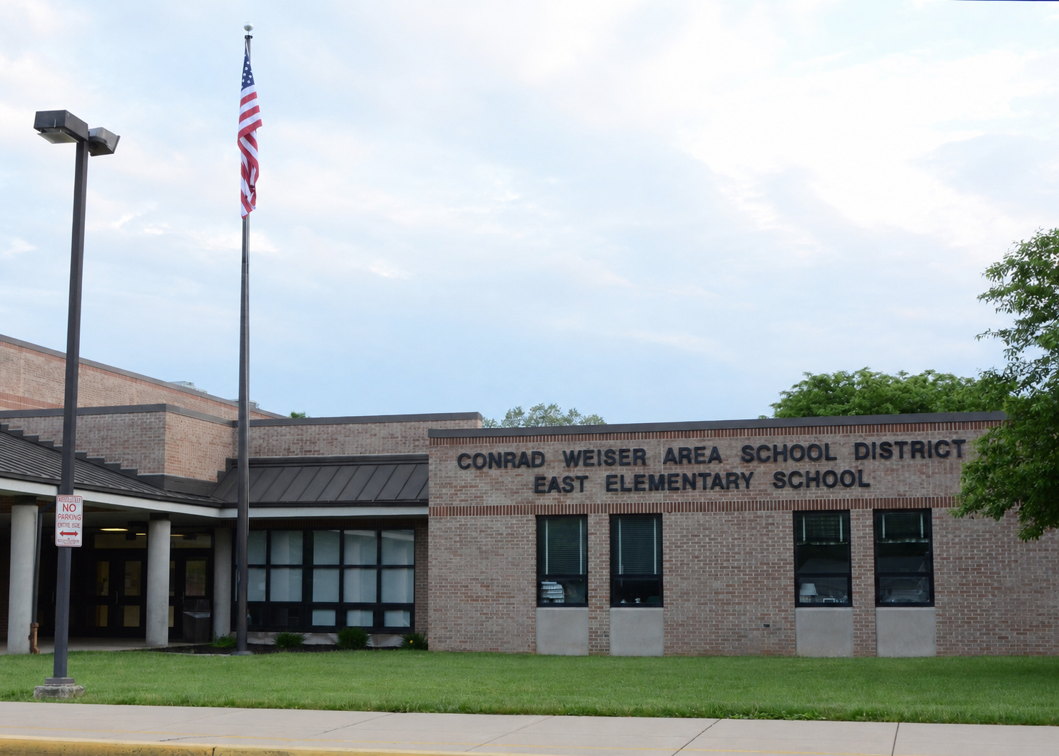 Front of Conrad Weiser East Elementary