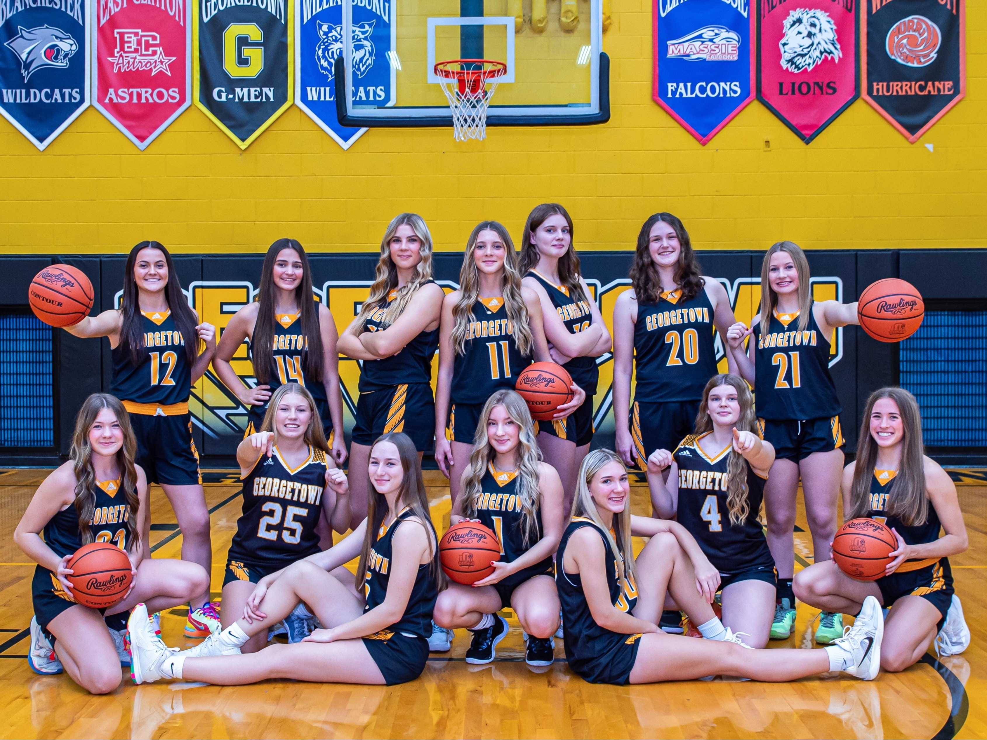 Girls Varsity Basketball Team Photo