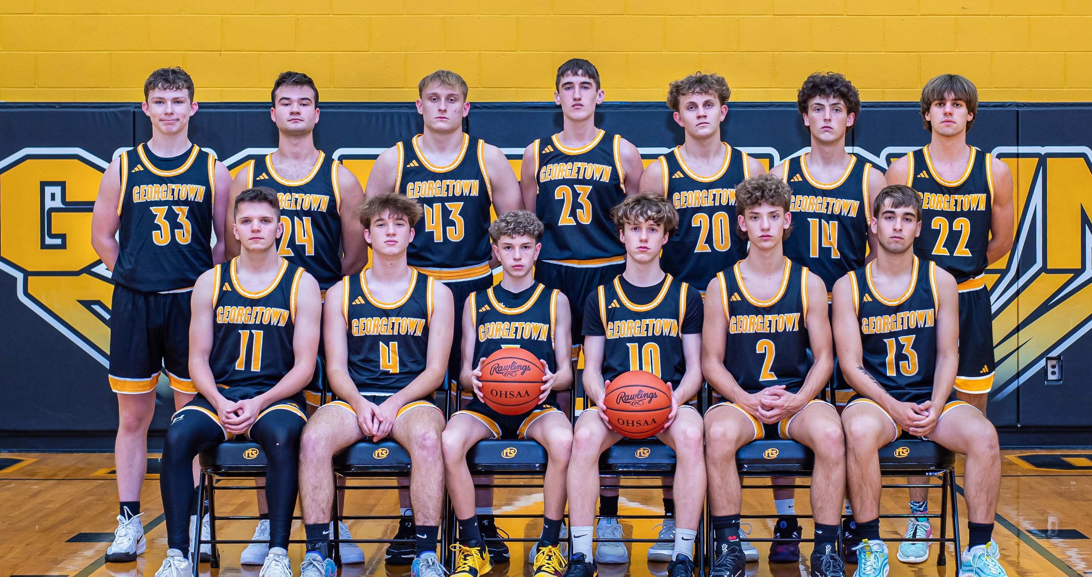 Boys Varsity Basketball Team Photo