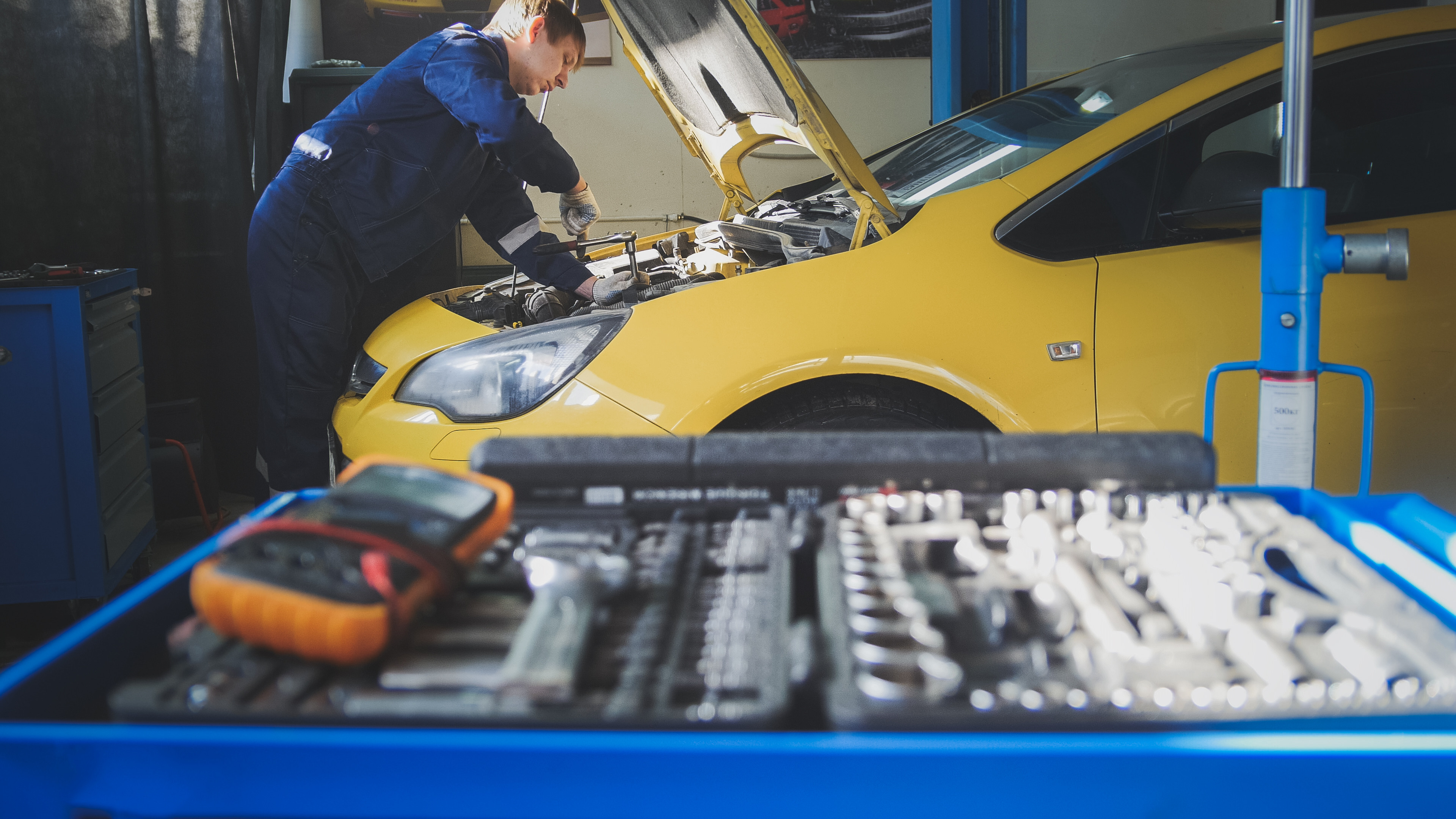 mechanic stock photo