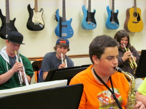 Band_1-300x225.jpg