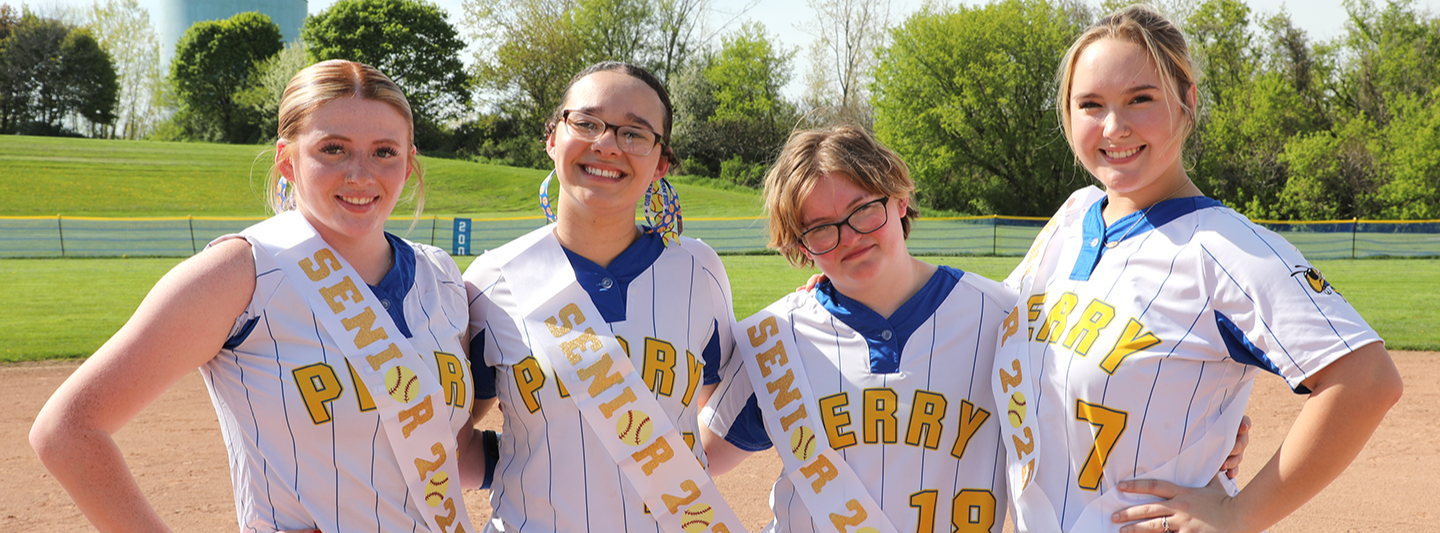 Softball Seniors