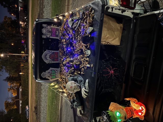 Spookiest Trunk Graveyard Groove Timothy Keyes