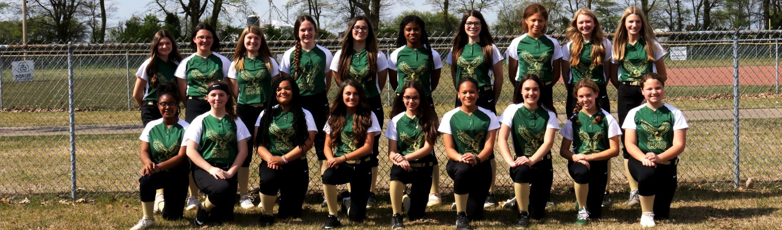 middle school softball team picture