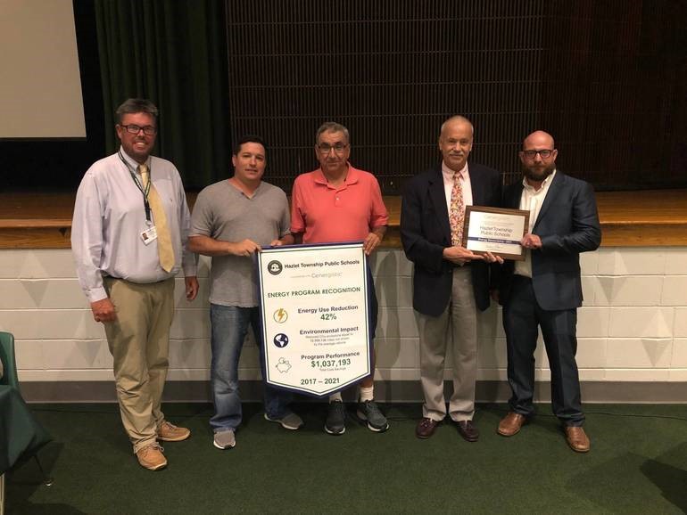 school administration receives award