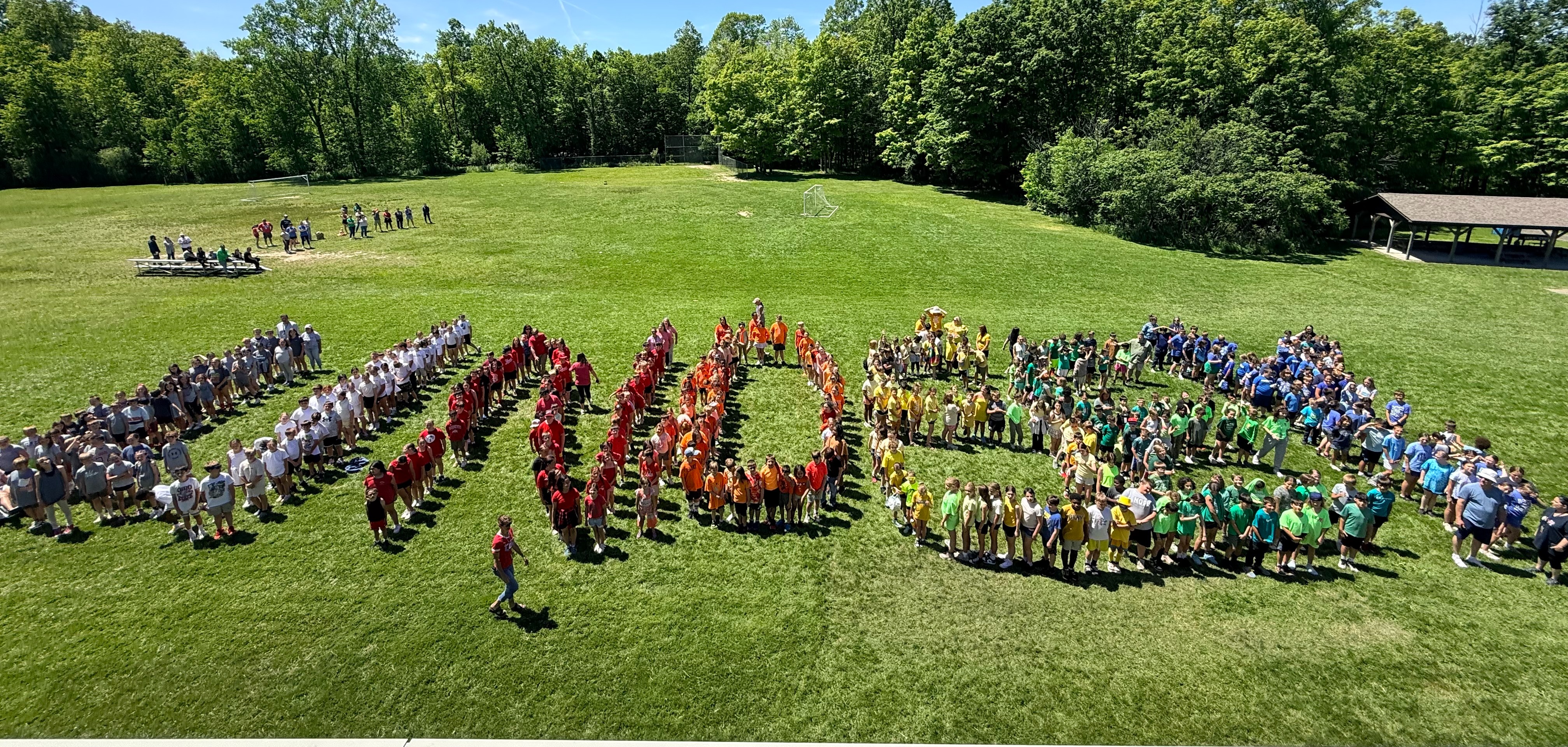Students standing to spell the word Lindsey