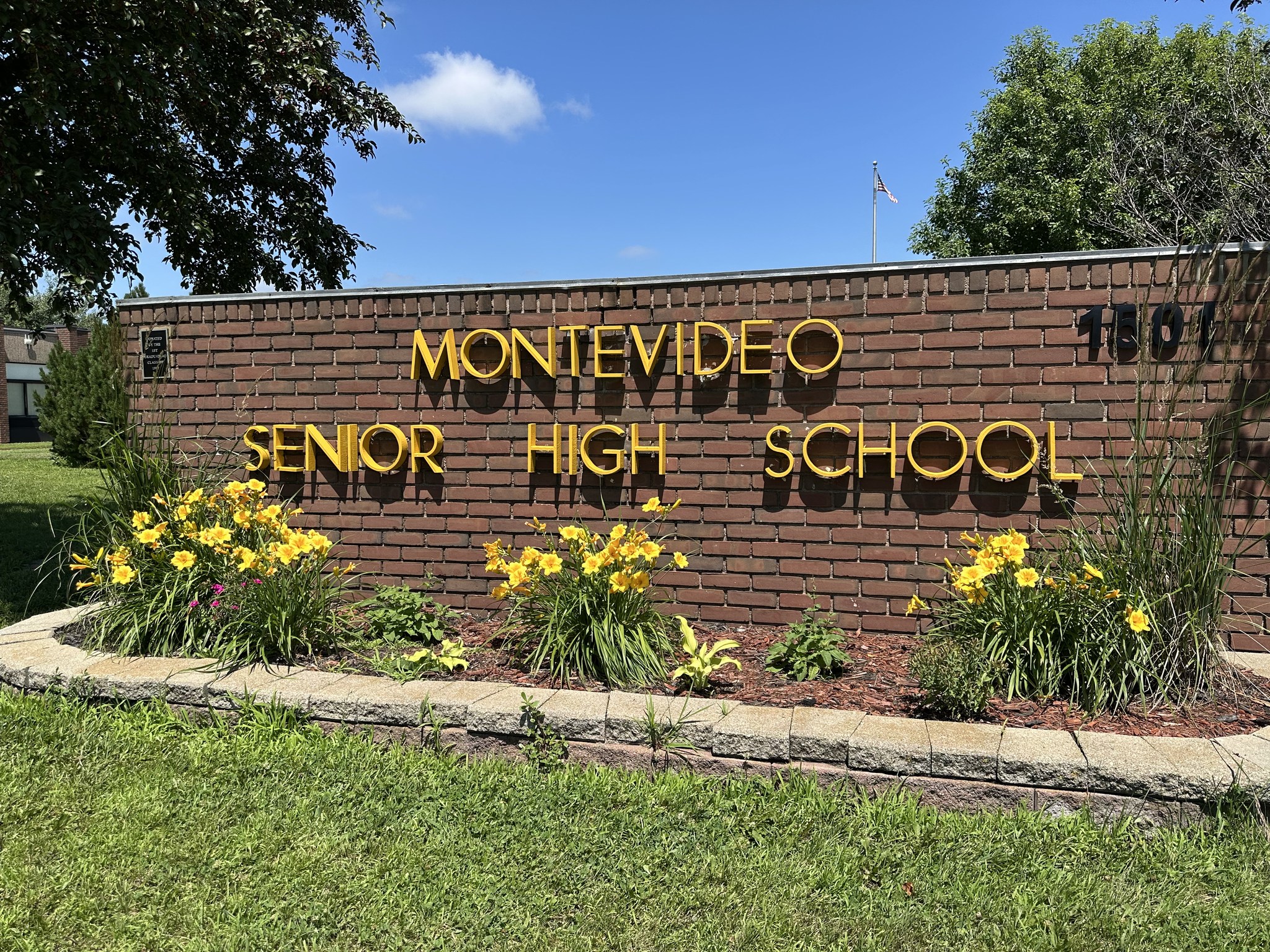 Montevideo Senior High School