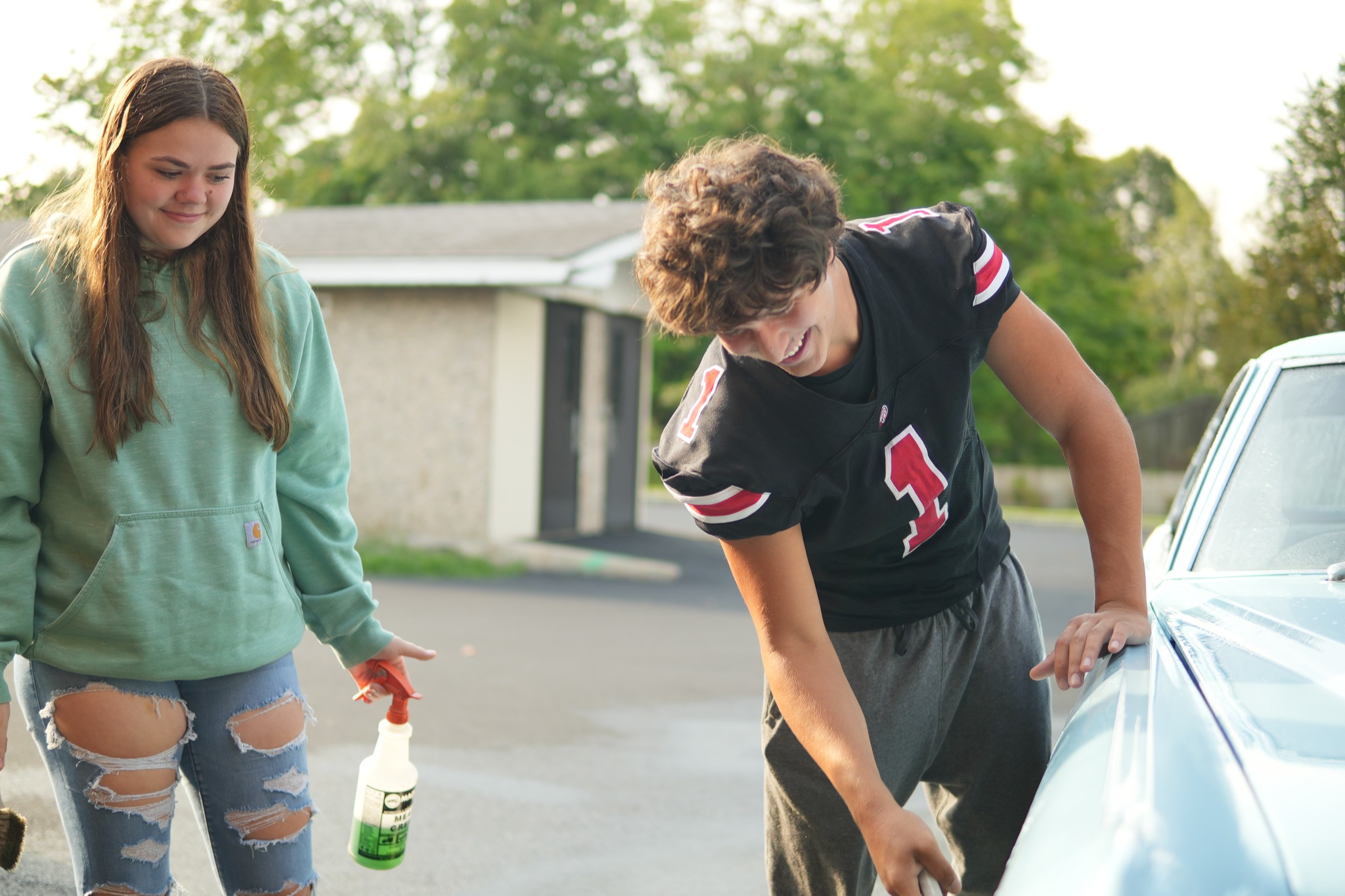 Students in auto body