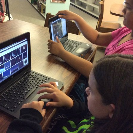 Students using Lenovo Thinkpads