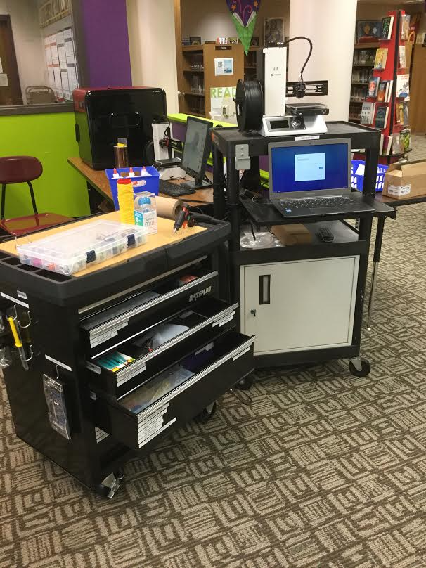 Mobile Makerspace with laptop, 3D printer and other supplies