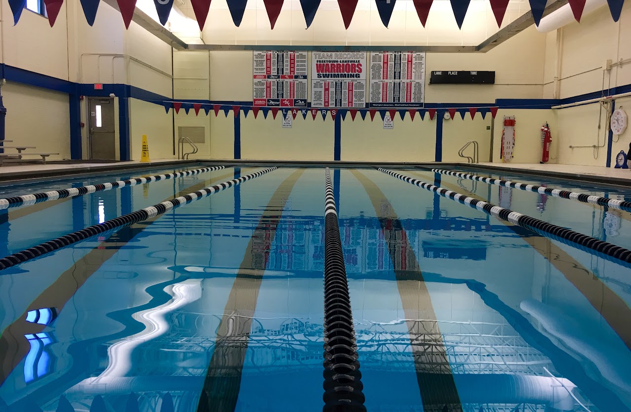 aquatics-program-freetown-lakeville-regional-school-district