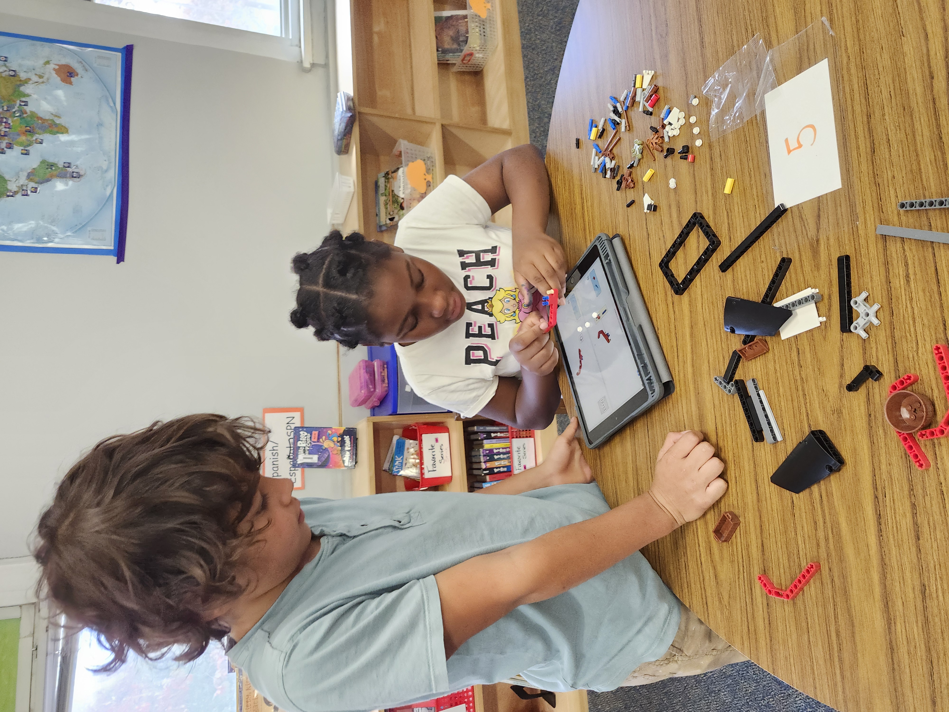 students doing robotics