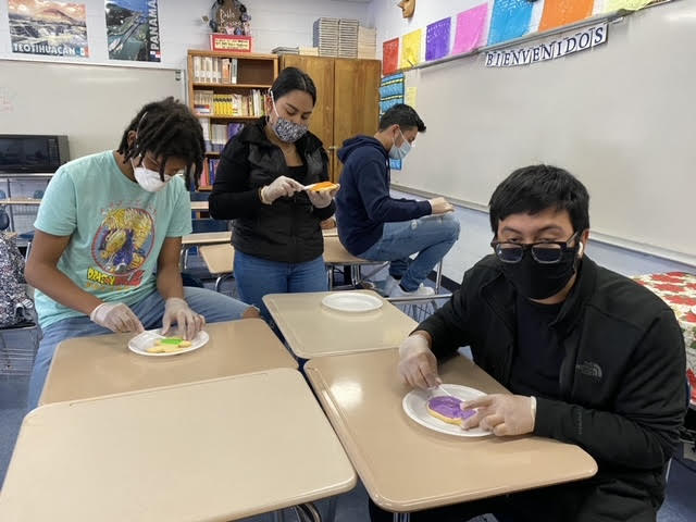 Students making cookies in Spanish club
