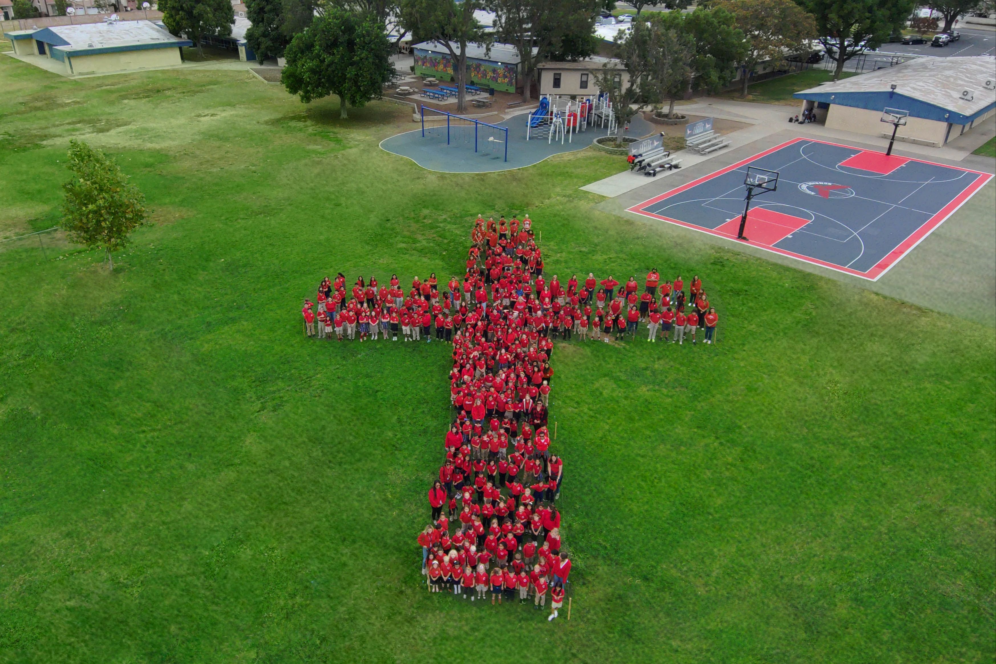 Students making out Cross