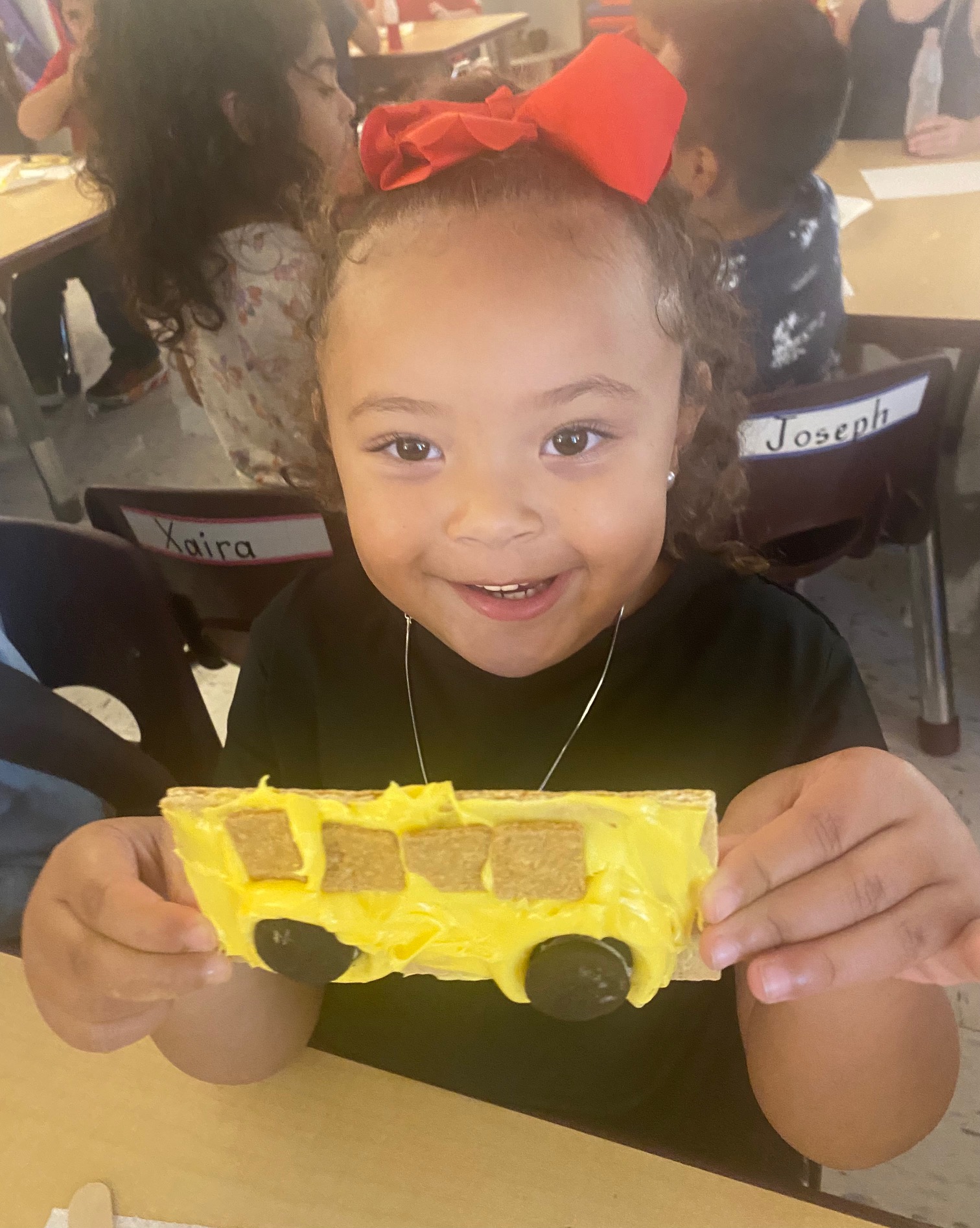 Edible School Buses for Snack