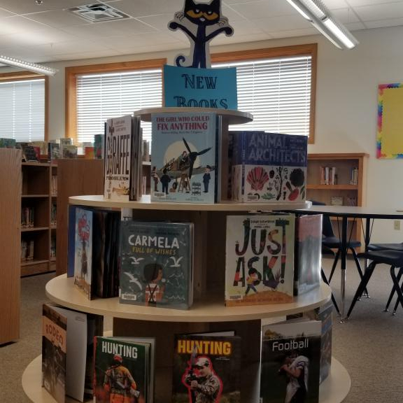 Wind River Elementary Library displays new books