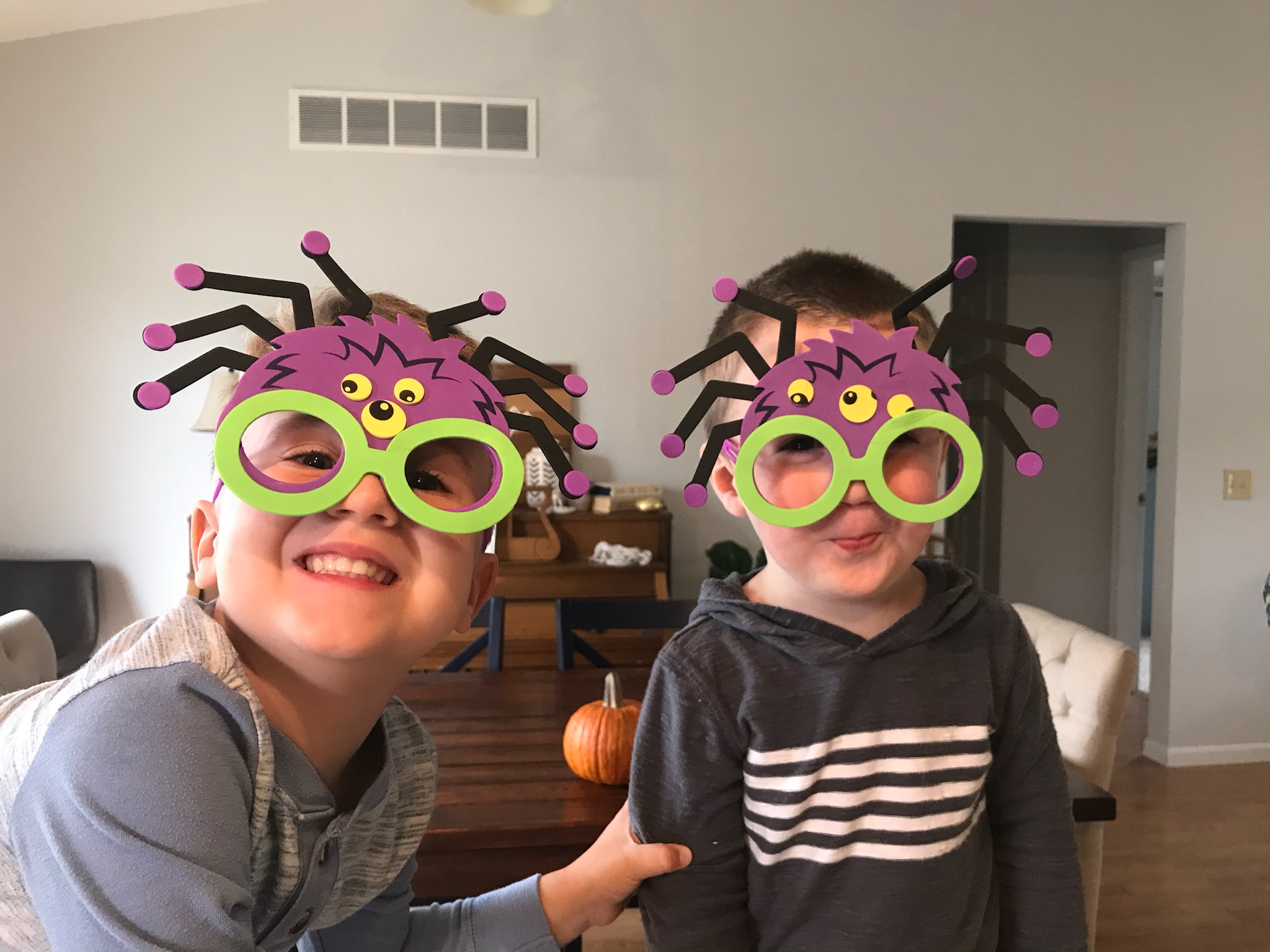 small children with masks