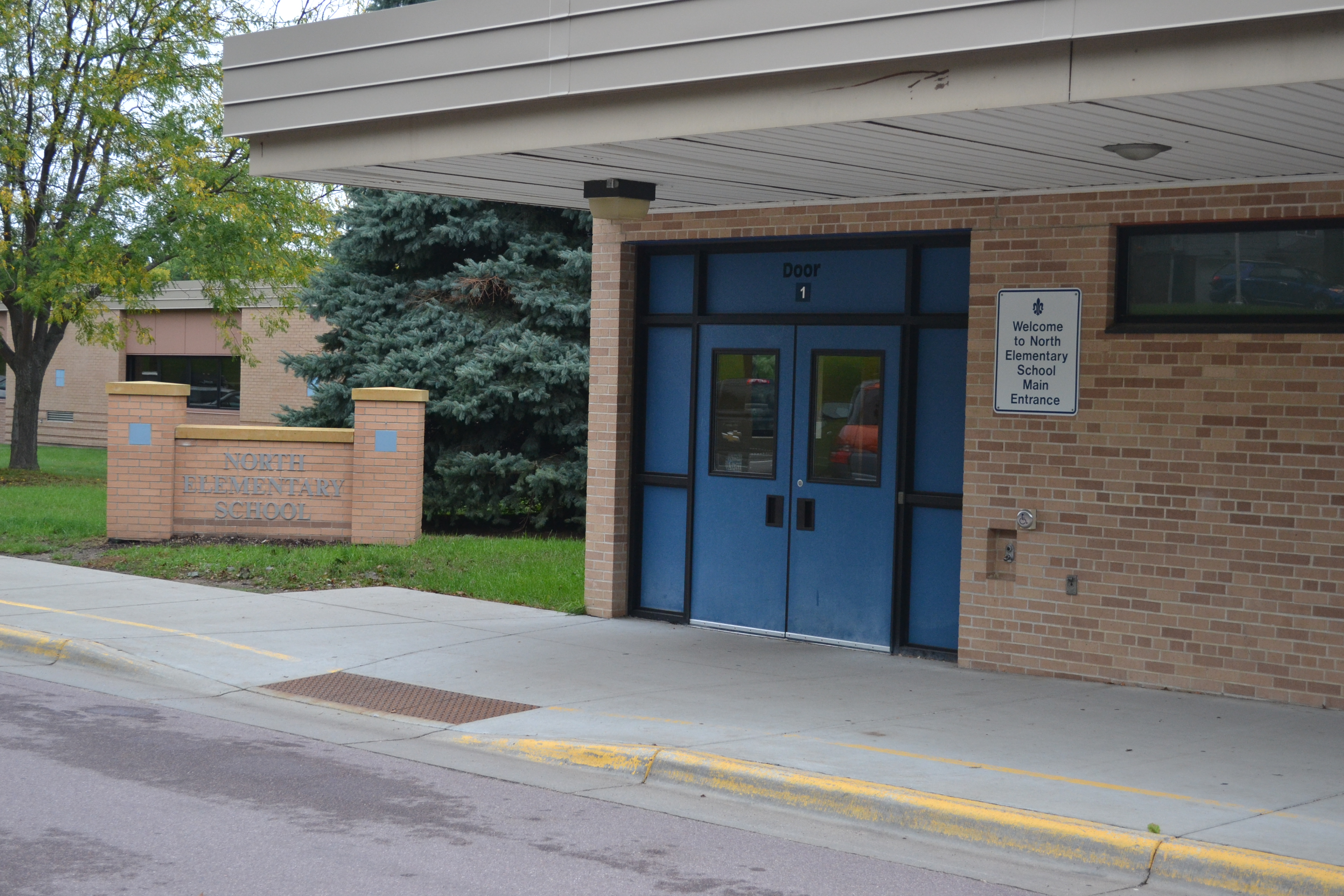 Picture of blue school doors at North Elementary