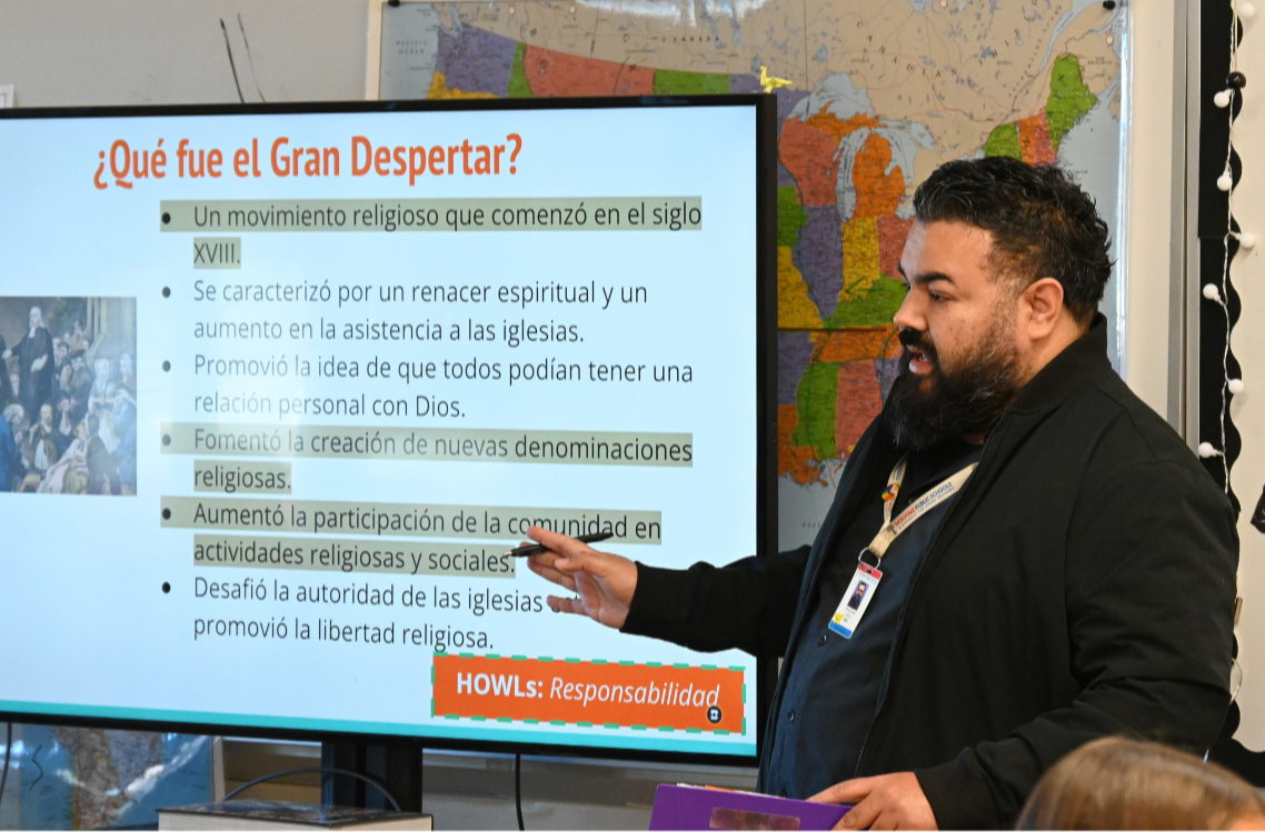 Mr. Soto teaches HHS North students American history in Spanish