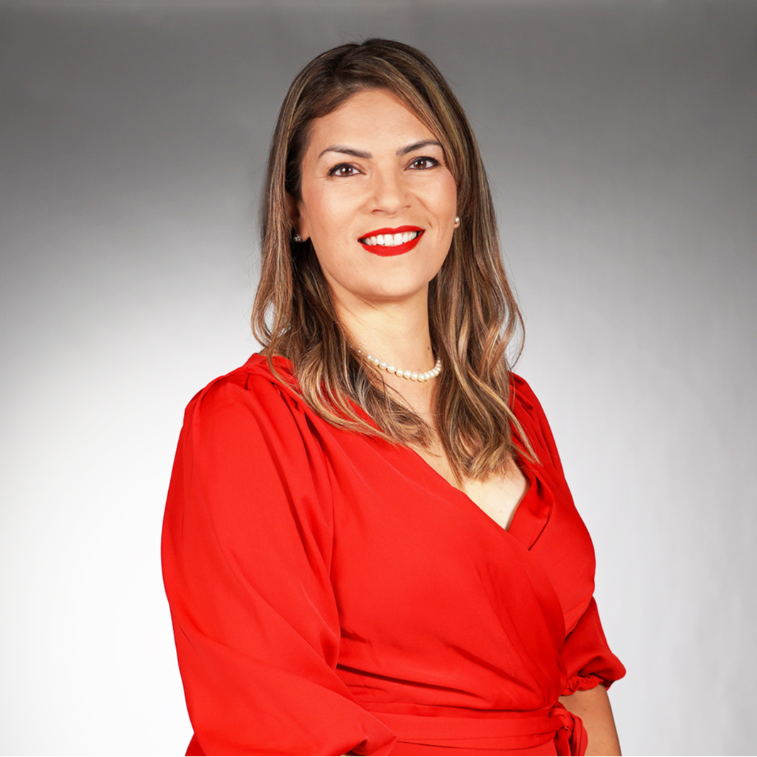 Principal Lara Garza