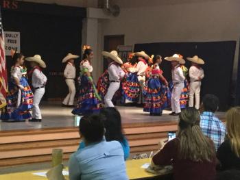 Folklorico