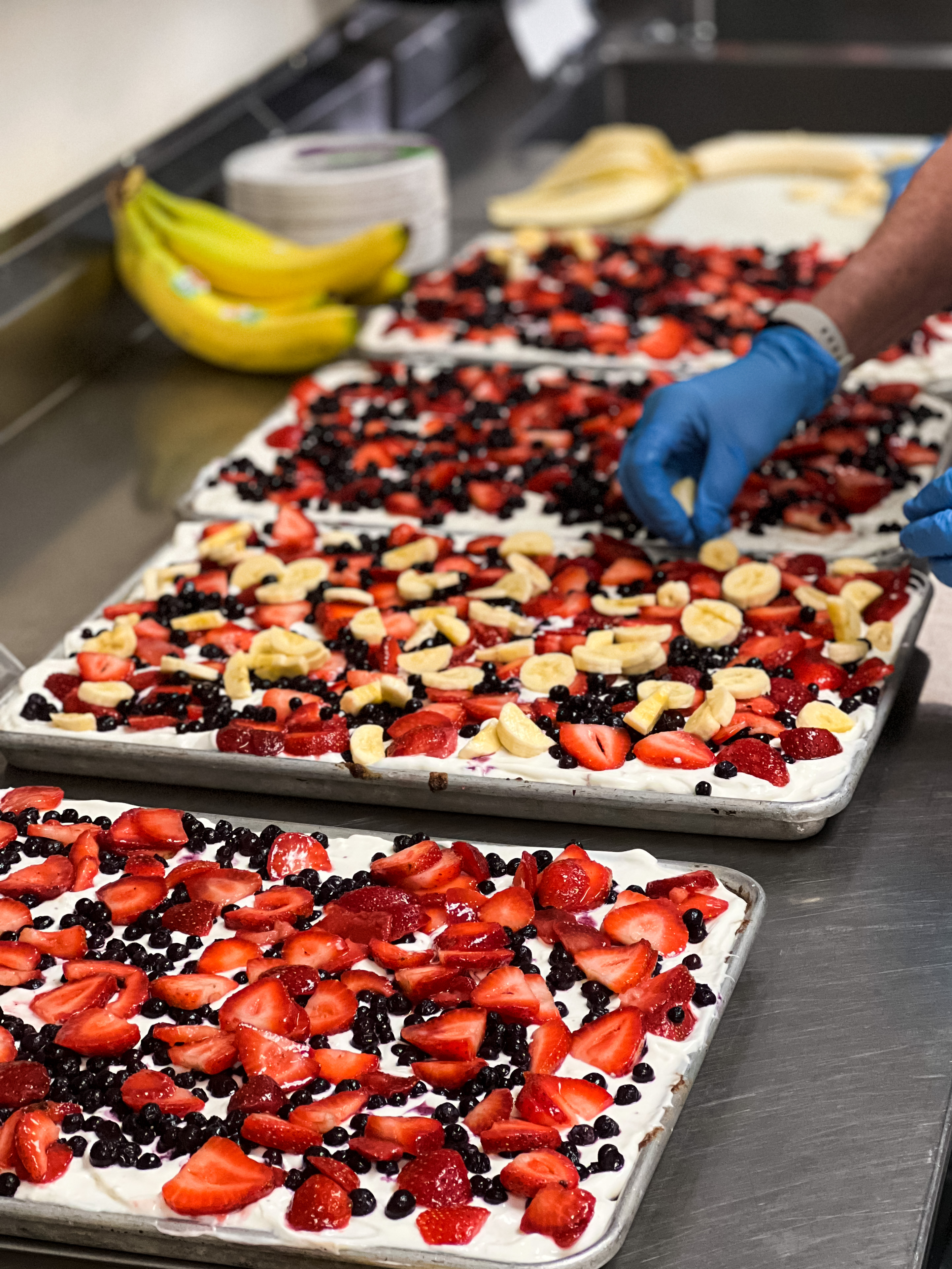 Fruit Breakfast Pizza