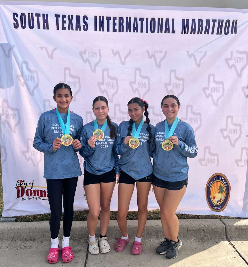 ECHS Cross Country Girls Participate in the South Texas International  Marathon 6 Man Relay! 26.2 Miles!