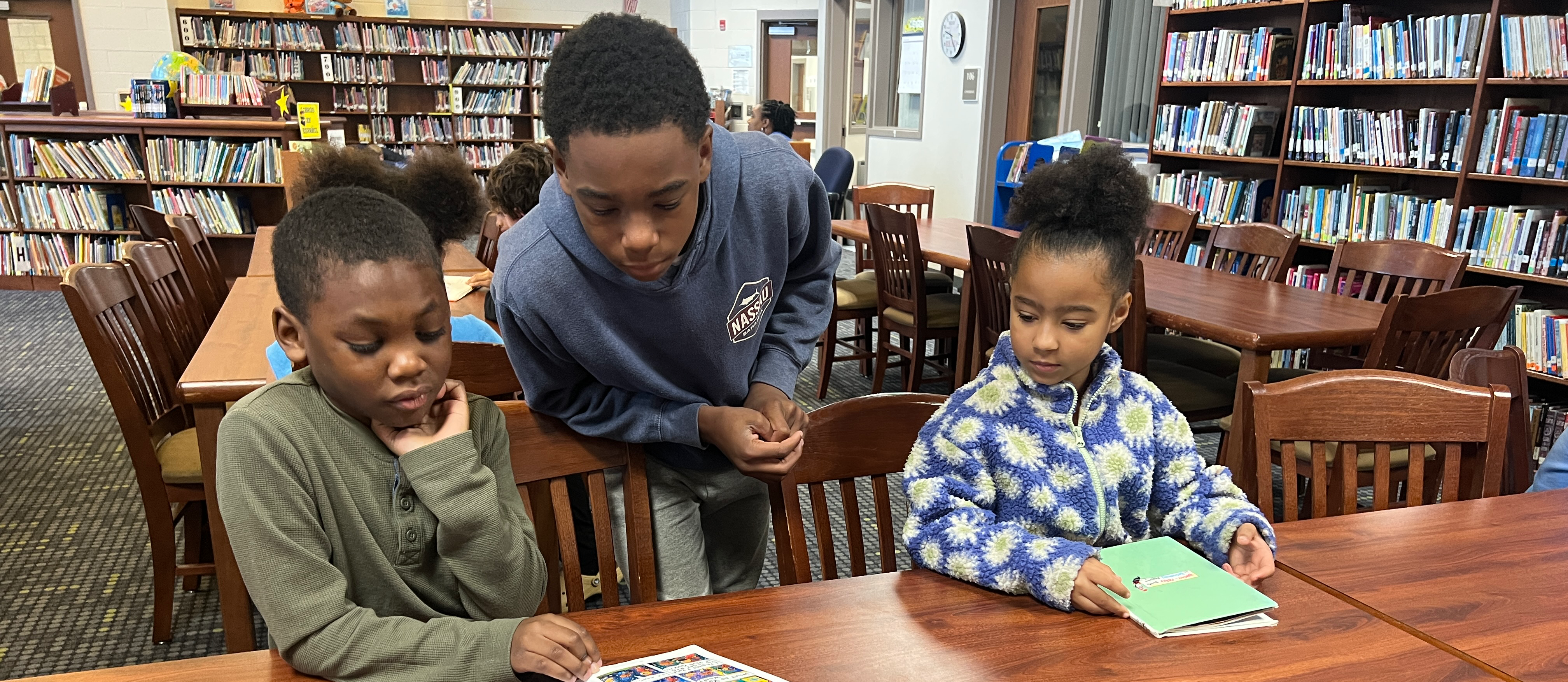 children reading