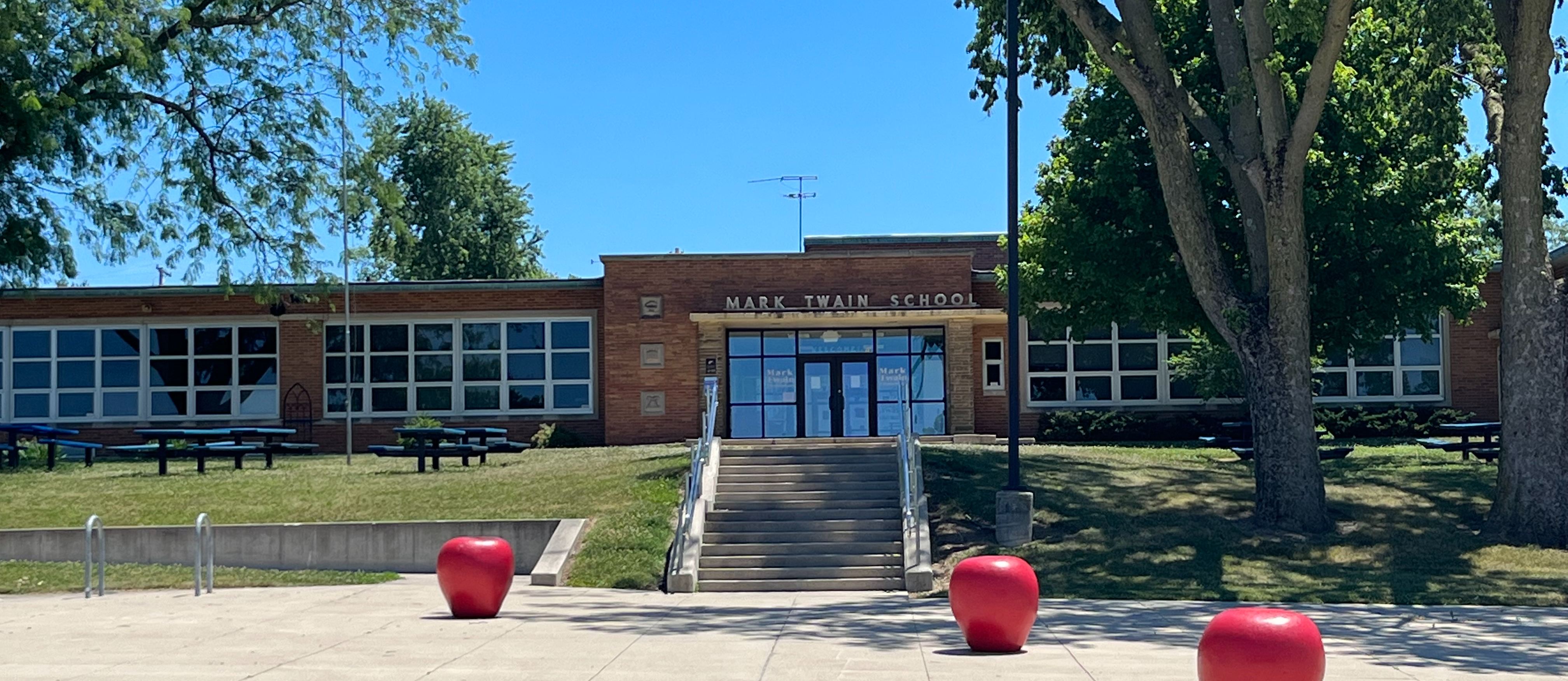 Mark Twain Elementary School