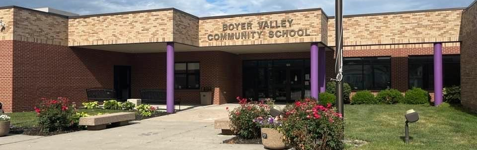 brick exterior of Boyer Valley Schools