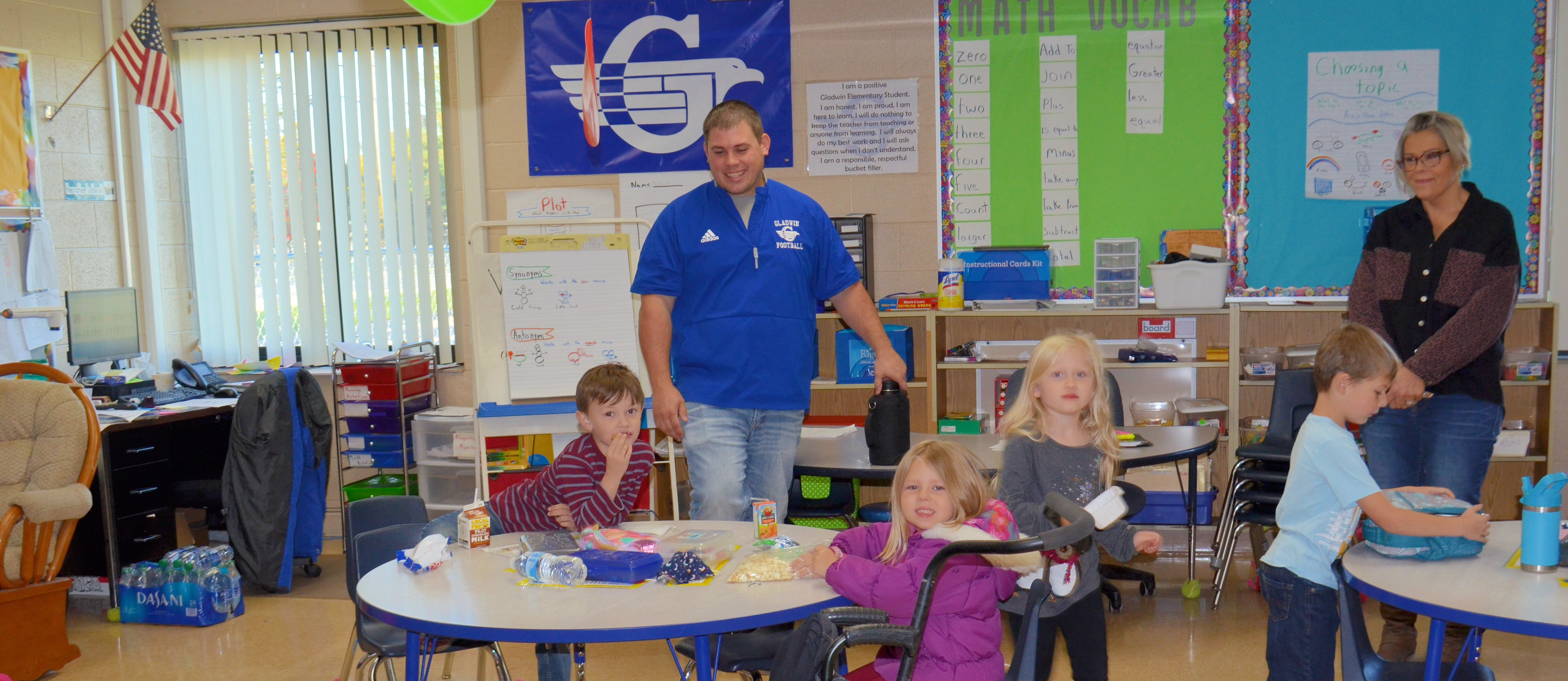 Gladwin Elementary Staff and Students