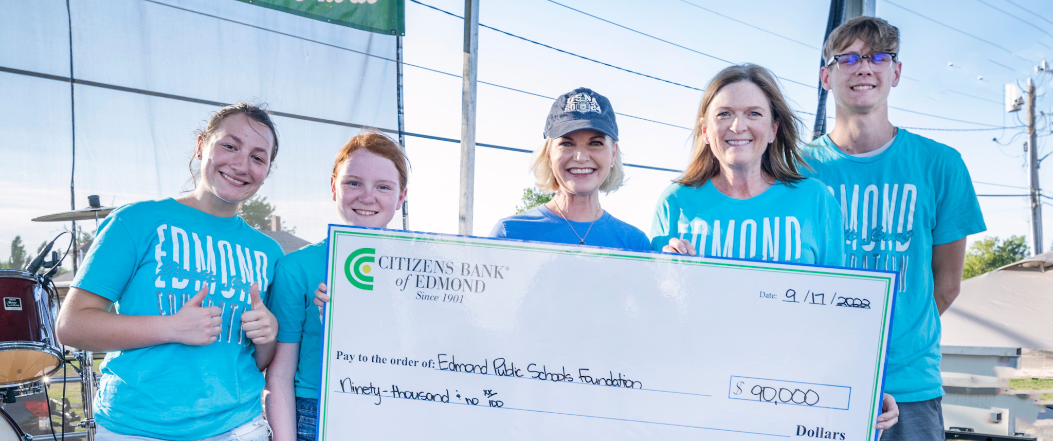 Citizens Bank Presents a Check for 90K to The EPS Foundation 