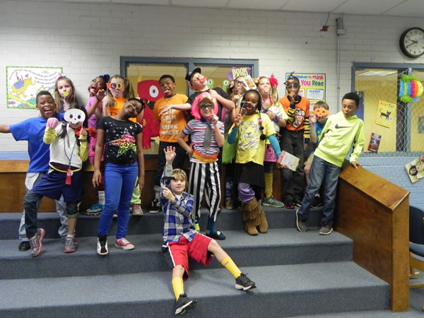 Red Ribbon Week (Tacky Day)