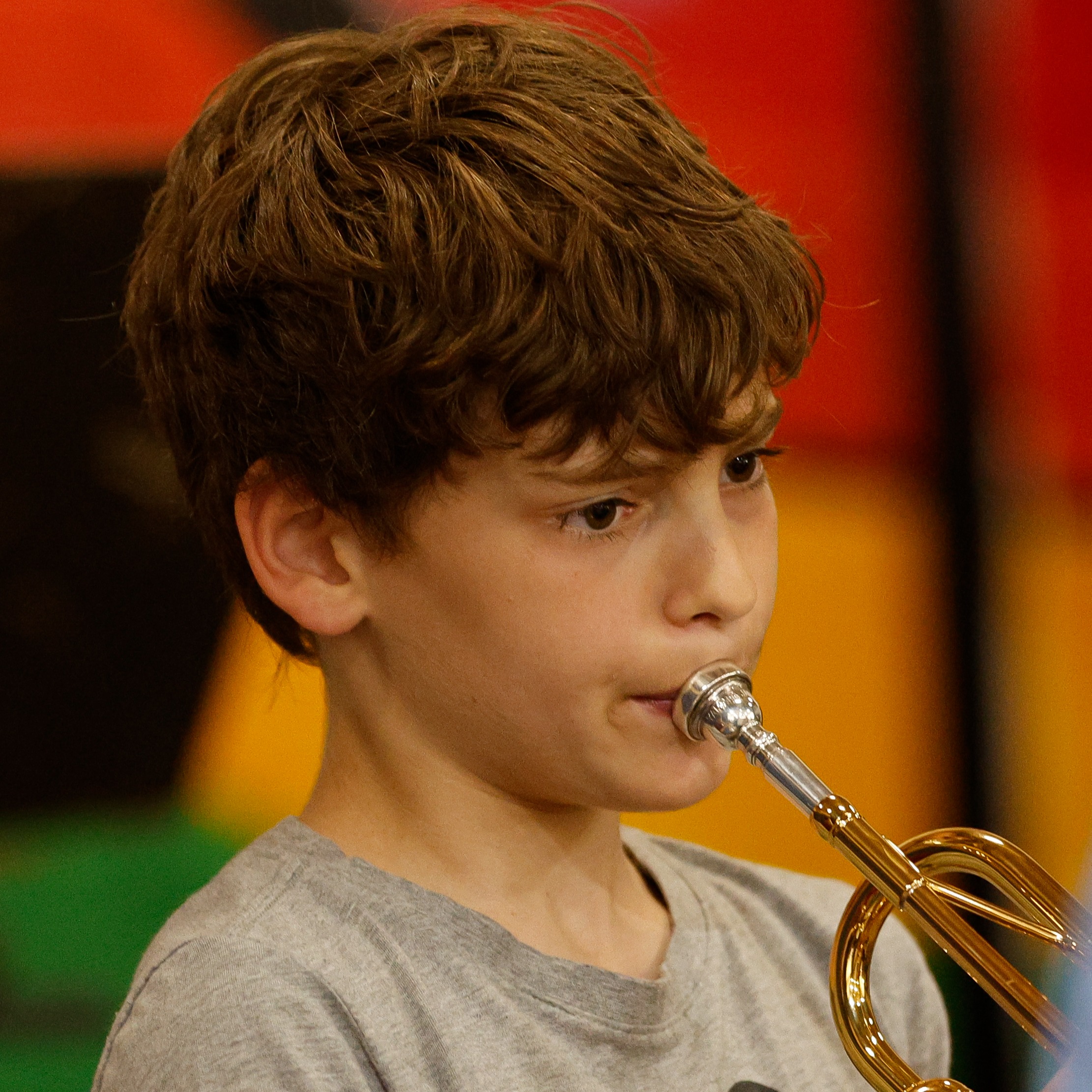 Kid playing violin