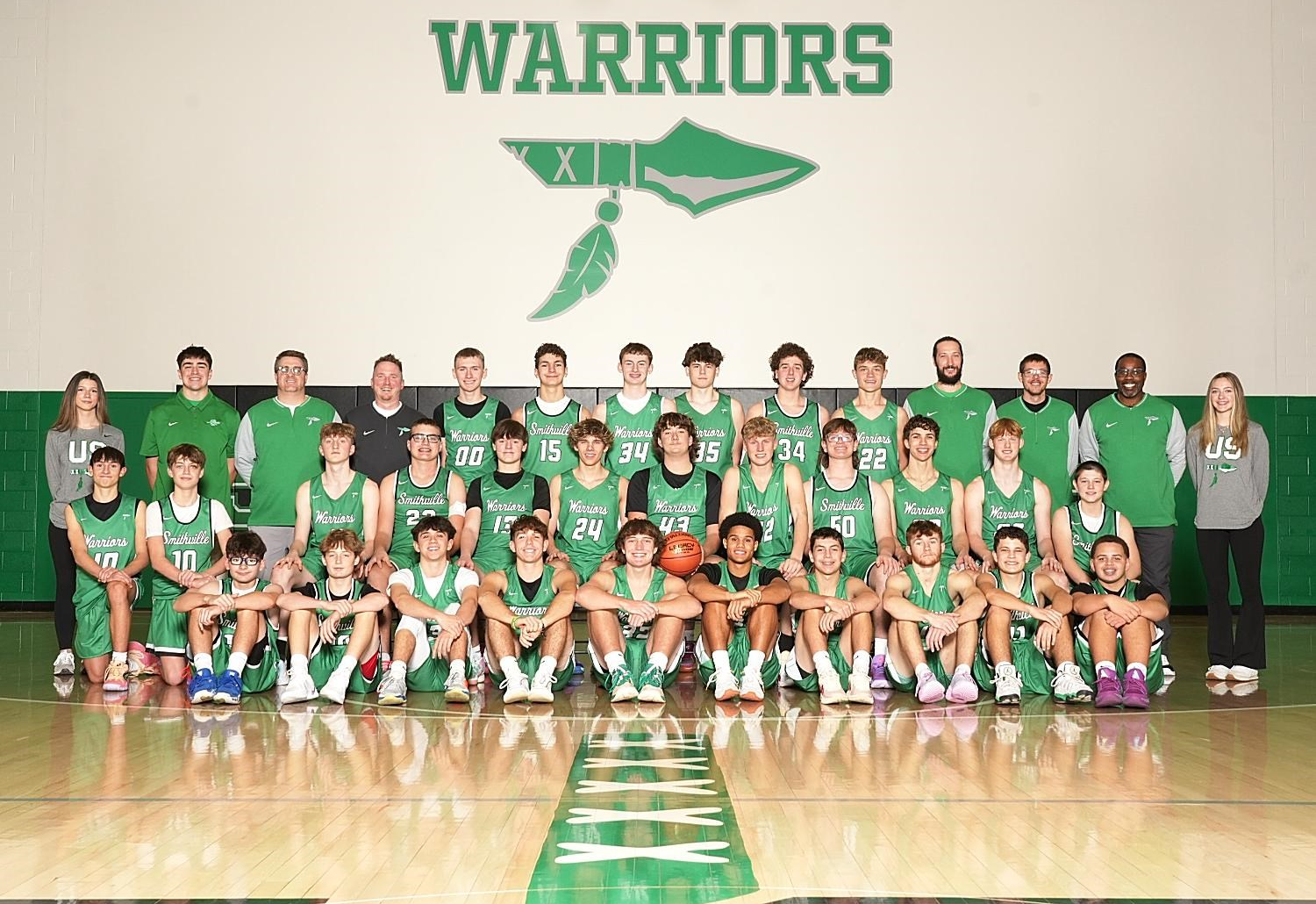 boys basketball team photo