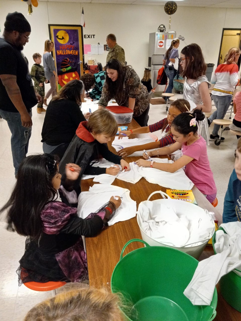 T-shirt decoration at ACE Parent Night